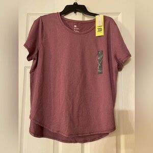 All In Motion Lot of 2 Women’s XXL Moisture Wicking Shirts Short Sleeves